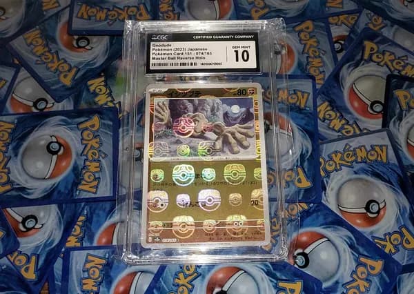 Geodude CGC GEM 10 - Masterball Reverse Holo - 074/165 image 1