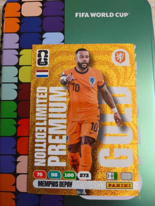 Memphis Depay Gold World Cup Card
