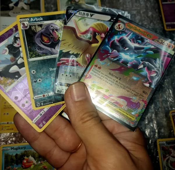 Charizard & Pidgeot: 100 Αυθεντικές κάρτες pokemon image 1