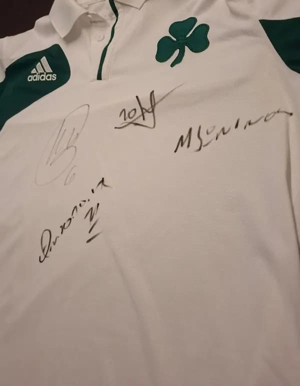 T shirt from the 90s panathinaikos x adidas singed by 4 players image 2