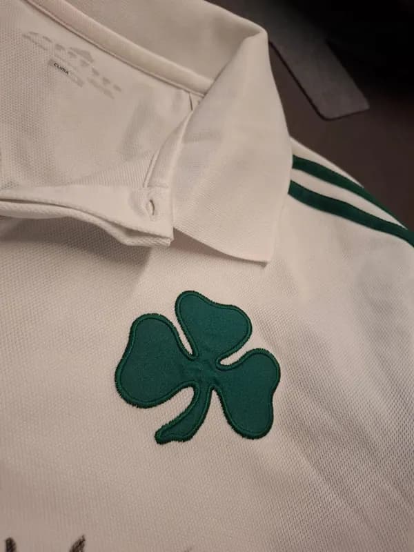 T shirt from the 90s panathinaikos x adidas singed by 4 players image 7