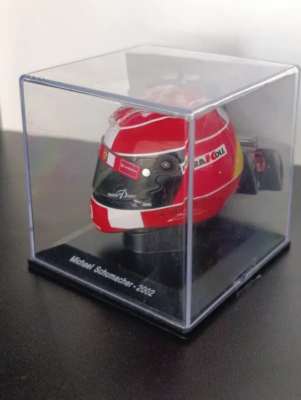 Michael Schumacher 1:6 helmet die cast image 2