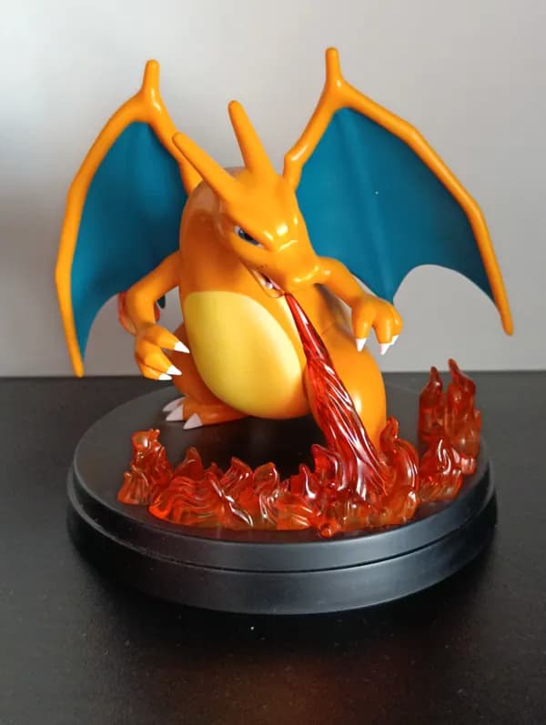 Charizard Figure image 1