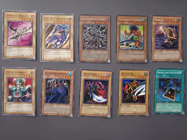 39 Yu-Gi-Oh Cards /29 First Edition + 10 Unlimited image 3