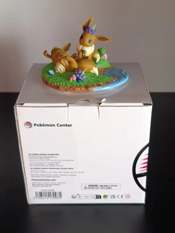 Pokemon Center Eevee Figure image 1