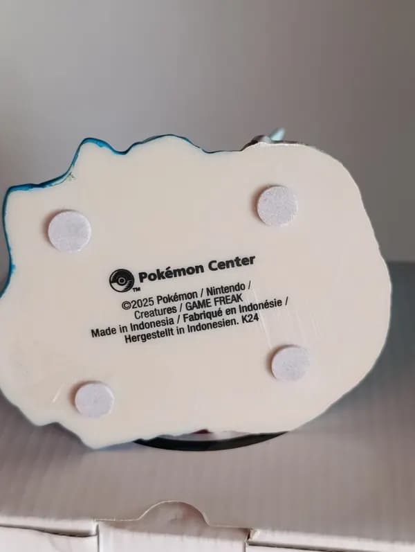Pokemon Center Glaceon Figure image 4