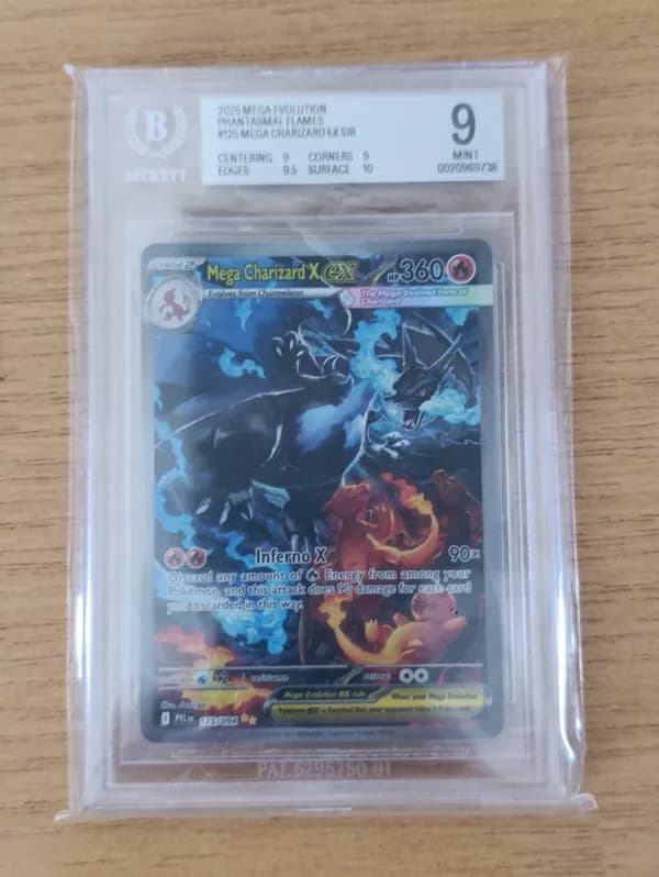 BGS 9 Charizard PFL 125 phantasmal flames