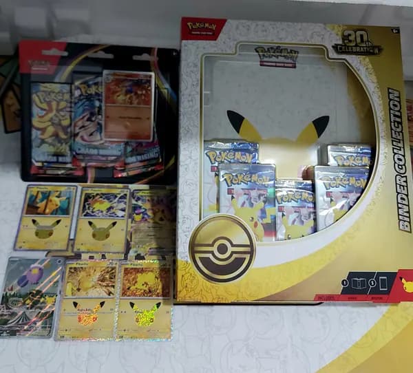 🔥Huuuge 30th Celebration Lot: Sealed & Singles