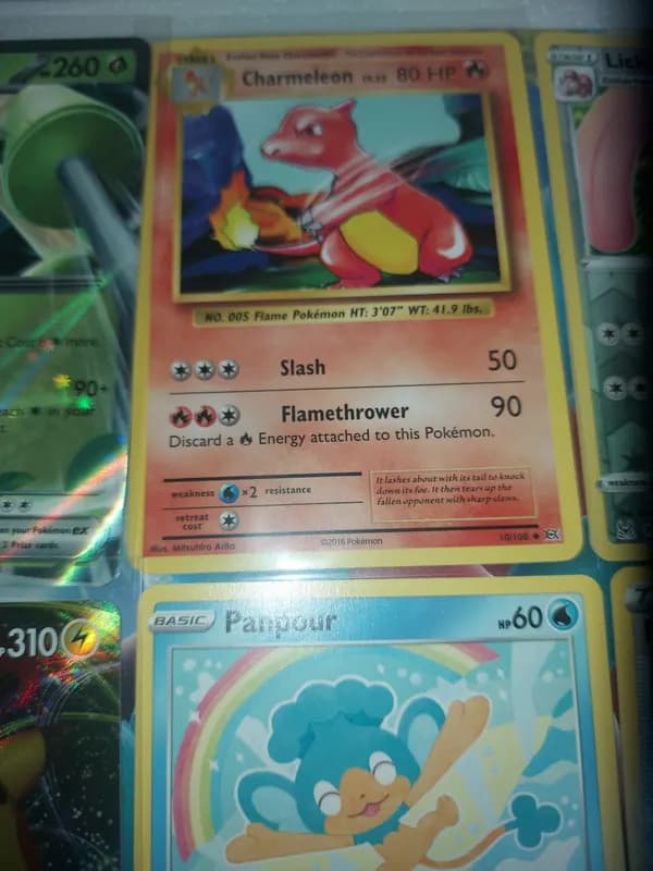 ⚡️Gigantamax Pikachu lot⚡️ image 4
