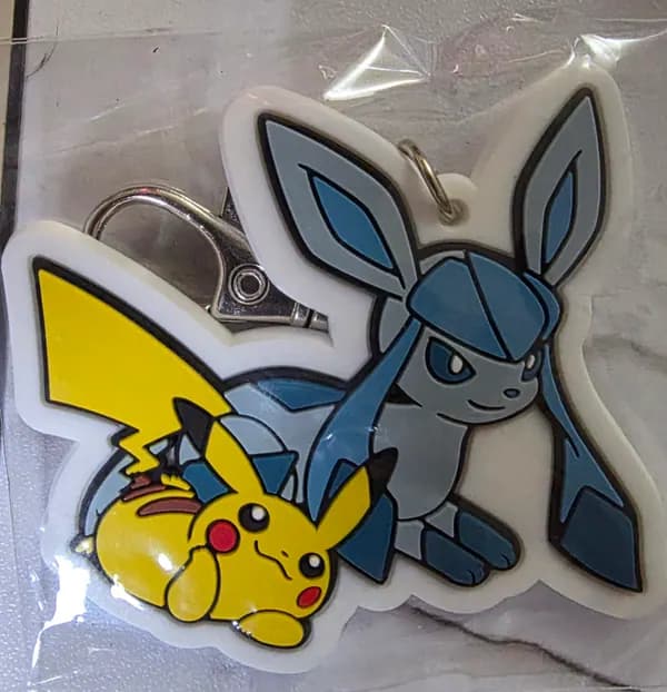 Pokémon Eevee & Eeveelutions Collection – 15 Cards, 3 Graded Slabs + Keychain image 8